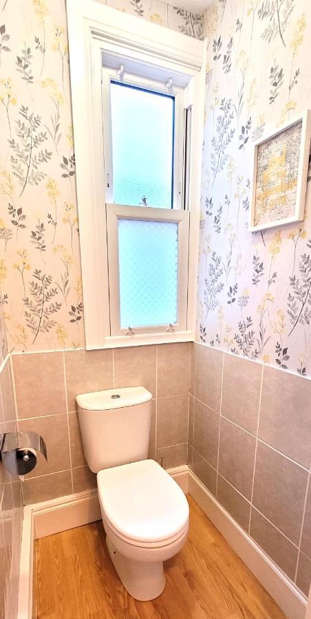 Hartoft St - 2 Bed Near River York Exterior foto