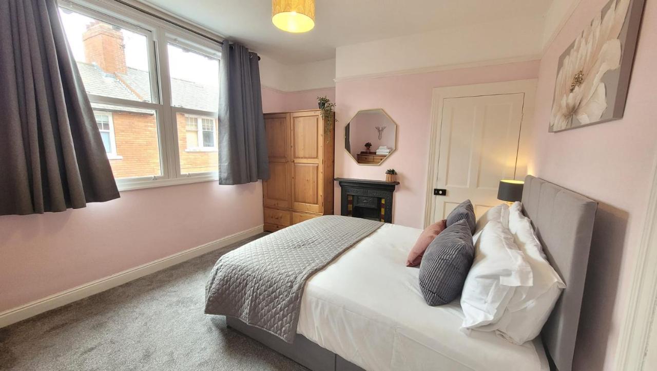 Hartoft St - 2 Bed Near River York Exterior foto